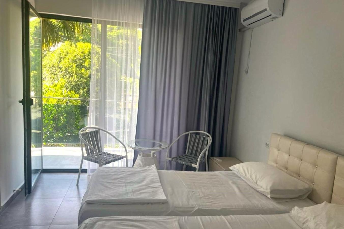 Hotel Ararat Gonio Eksteriør billede