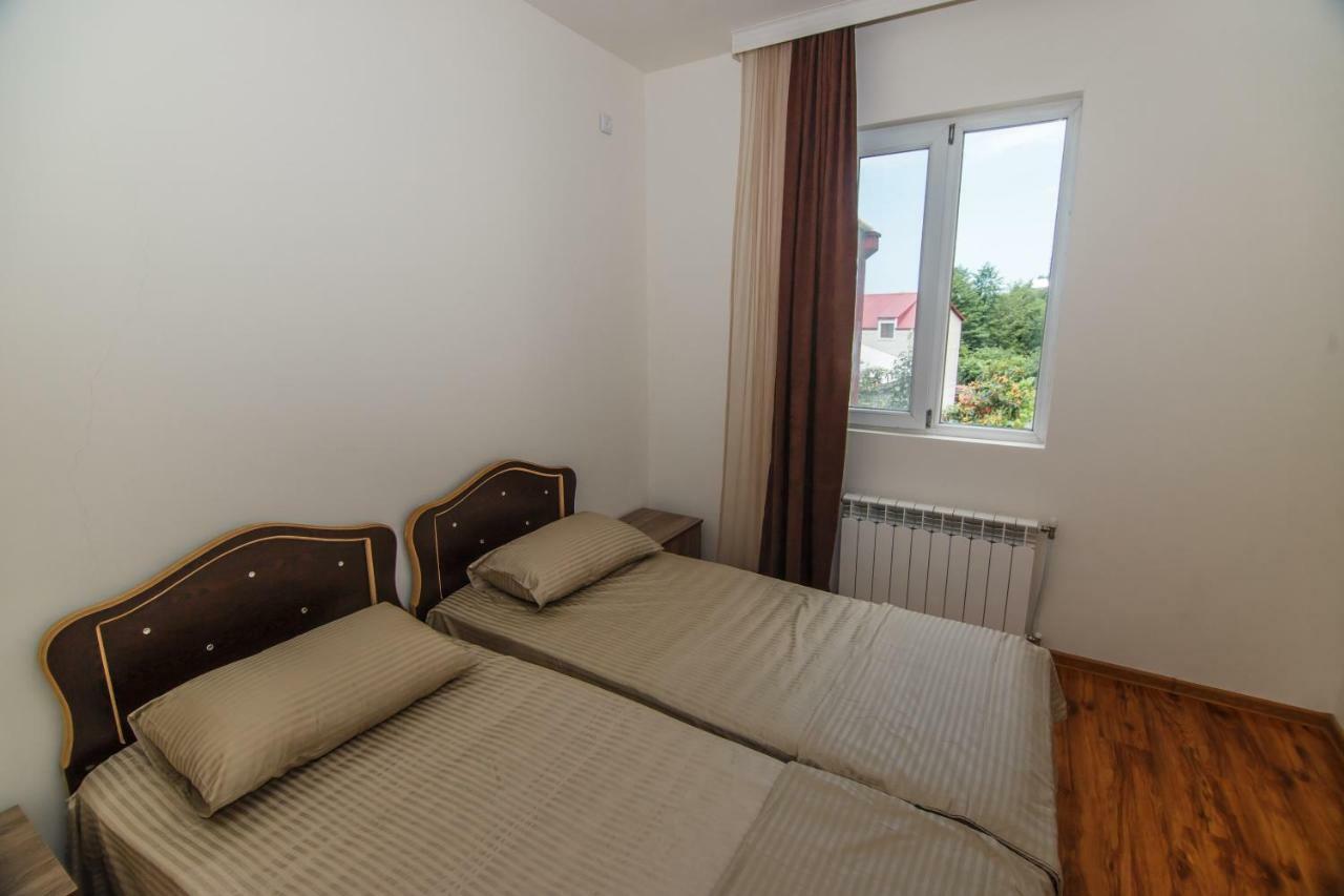 Hotel Ararat Gonio Eksteriør billede